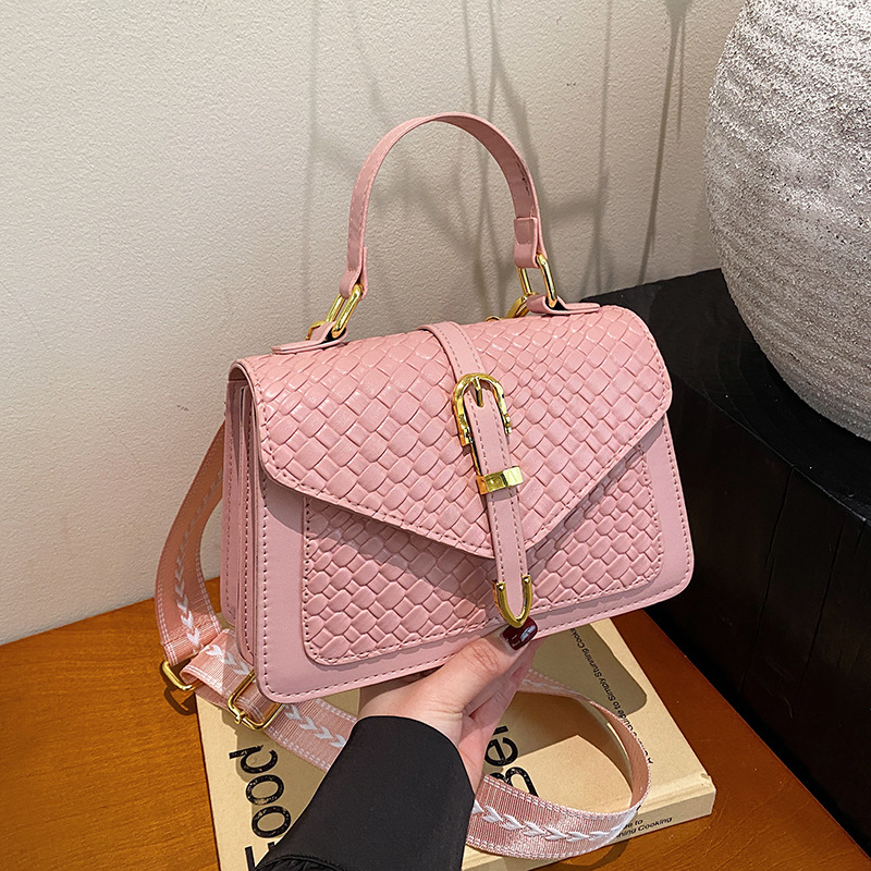 High Looks and Fashionable Spr - Women'S Bags New Look recension och pris