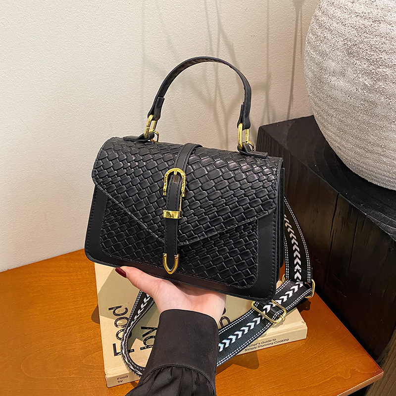 High Looks and Fashionable Spr - Women'S Bags New Look recension och pris